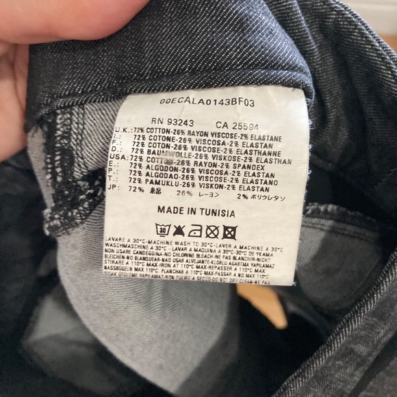Diesel black denim mini skirt- size 26 - stretch - Picture 11 of 13